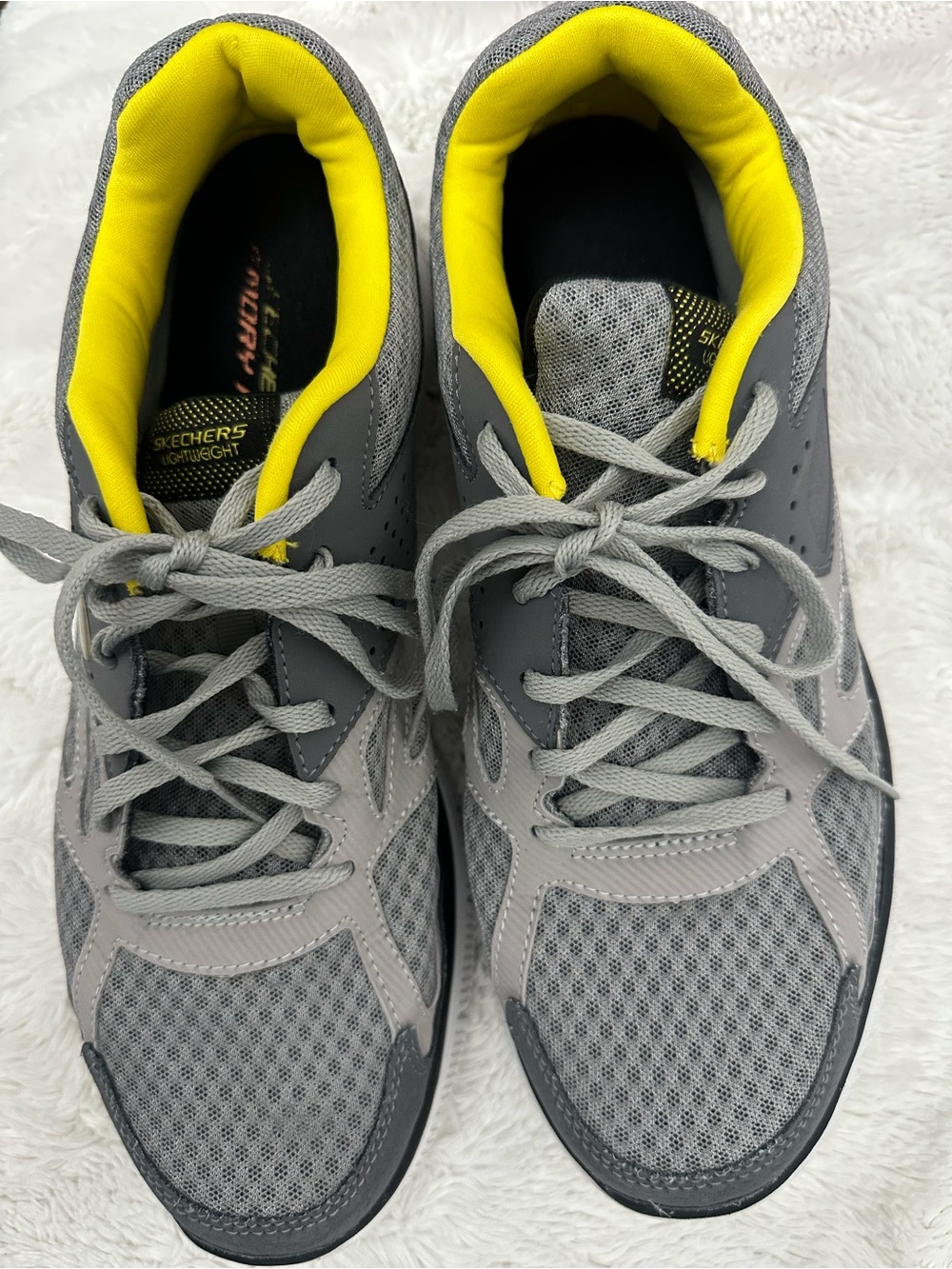 Skechers Men's Gray Athletic Sneakers with Yellow Interior